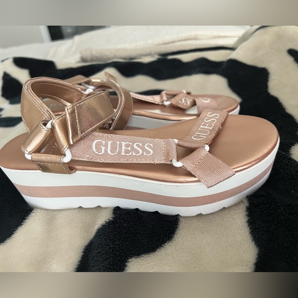 Size 8 Rose Pink Guess Platform Sandals